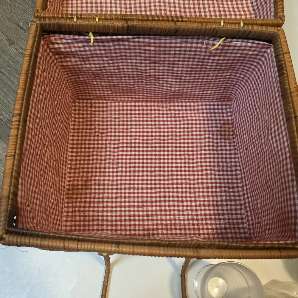 Vintage Wicker Picnic Basket w Lid Handles Red Gingham Liner 2 Woven Plates 12